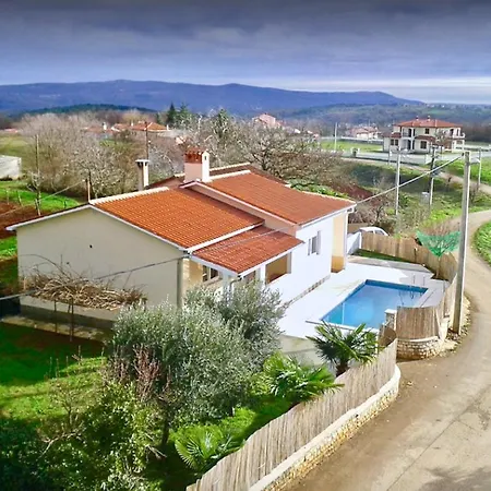 House Mirka